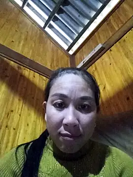 Snapshot of vtmbae chatting on February 2026 01:43:02 AM vtmbae online show from February 2026 01:43:02 AM