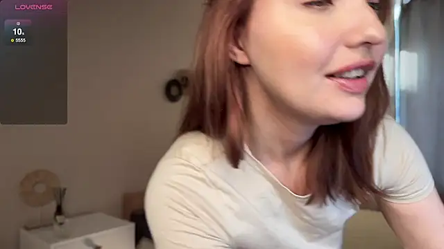 Snapshot of catherine__meow chatting on October 2025 09:59:02 AM catherine meow online show from October 2025 09:59:02 AM