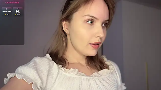 Snapshot of catherine__meow chatting on November 2025 07:27:01 AM catherine meow online show from November 2025 07:27:01 AM