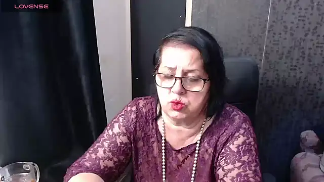 MissSanjanne online show from April 2026 06:56:02 PM