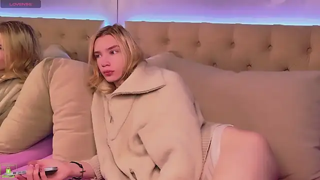 RobertDevine online show from December 2025 03:39:01 PM