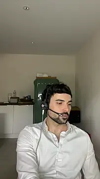 eauminerale online show from April 2026 11:47:02 AM