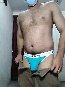 Snapshot of malludreamer chatting on October 2025 03:45:02 PM malludreamer online show from October 2025 03:45:02 PM