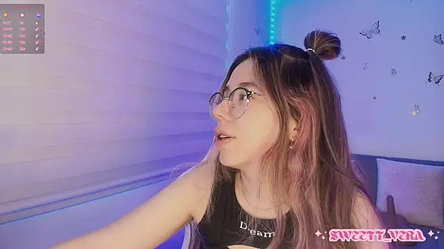 sweettvera online show from November 2025 12:41:02 PM