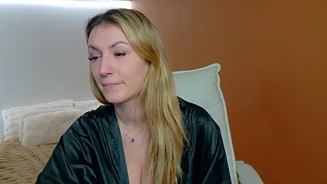 Anaayss  online show from January 2026 05:33:02 AM