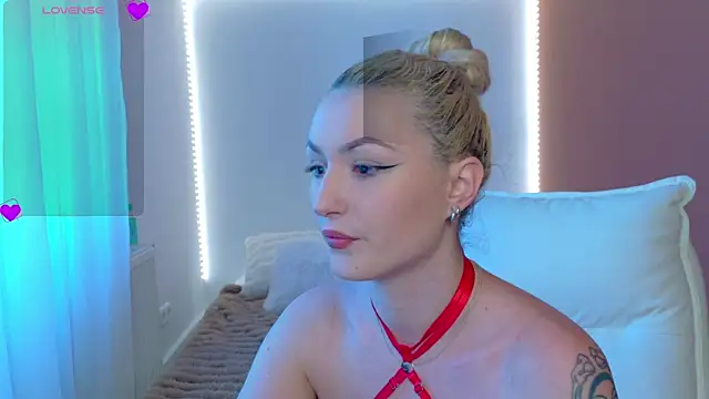 Anaayss  online show from April 2026 04:57:02 AM