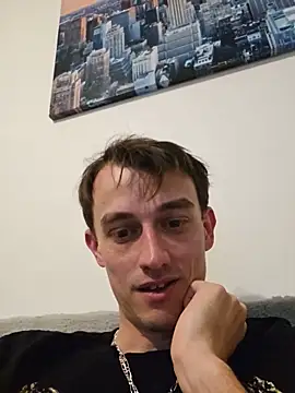 Chrisou73 online show from June 2026 07:34:02 PM