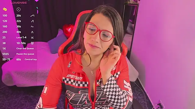 Snapshot of Hanna_MA chatting on April 2026 05:04:02 PM Hanna MA online show from April 2026 05:04:02 PM
