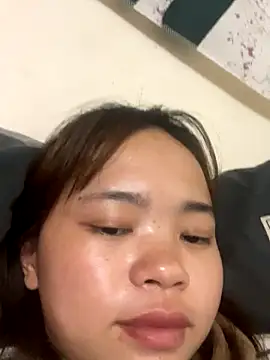 Snapshot of nayyyteyfe chatting on October 2025 04:28:01 PM nayyyteyfe online show from October 2025 04:28:01 PM