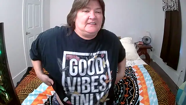 Buggy1965 online show from November 2025 04:06:01 PM