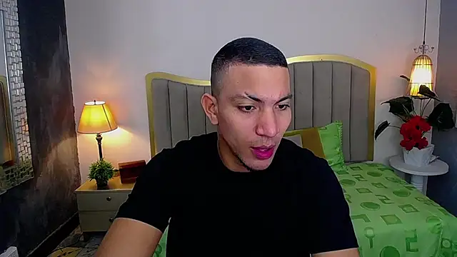 Snapshot of jack_sullivann chatting on October 2025 07:36:02 PM jack sullivann online show from October 2025 07:36:02 PM