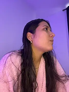 Snapshot of IsabellaJoness_ chatting on February 2026 08:05:02 PM IsabellaJoness online show from February 2026 08:05:02 PM