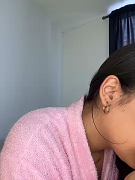 Snapshot of IsabellaJoness_ chatting on February 2026 08:09:02 PM IsabellaJoness online show from February 2026 08:09:02 PM