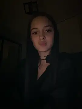 Snapshot of sweetdreams_99 chatting on November 2025 09:14:02 PM sweetdreams 99 online show from November 2025 09:14:02 PM