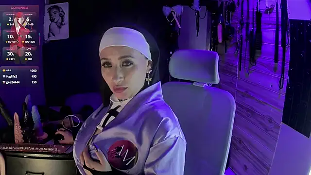 lucyheartfillia11 online show from November 2025 11:54:01 AM