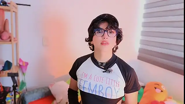 Snapshot of -BlueOpal- chatting on May 2026 03:19:02 PM -BlueOpal- online show from May 2026 03:19:02 PM
