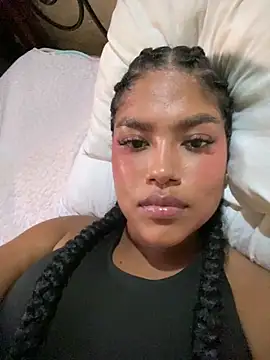 miiabrown18 online show from November 2025 09:28:01 PM