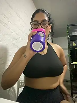 miiabrown18 online show from April 2026 12:02:02 AM