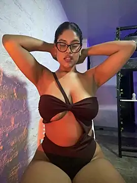 Snapshot of miiabrown18 chatting on May 2026 02:51:02 AM miiabrown18 online show from May 2026 02:51:02 AM