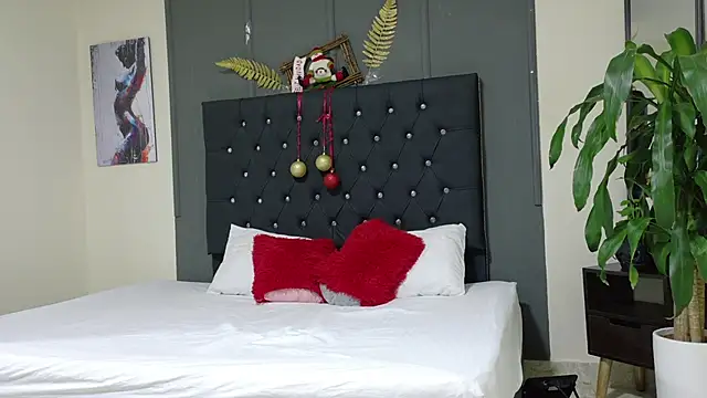 Kataaleya  12 online show from December 2025 11:49:02 AM