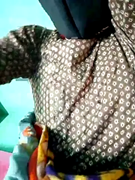 Cuty kinjal online show from October 2025 08:53:02 PM