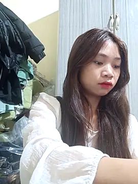 Mayy1 online show from October 2025 01:25:01 AM