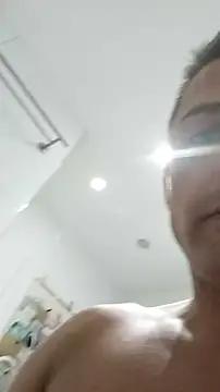 Snapshot of Daniel85Schlam chatting on October 2025 05:21:01 PM Daniel85Schlam online show from October 2025 05:21:01 PM