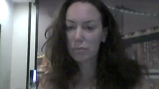 Selirine online show from October 2025 03:48:01 AM