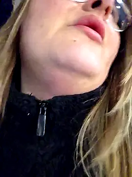 HornyBella88 online show from January 2026 04:45:02 PM