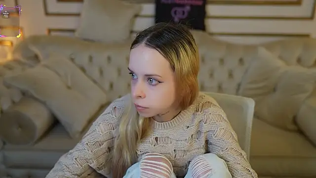 Luchi Sun online show from October 2025 10:14:02 AM