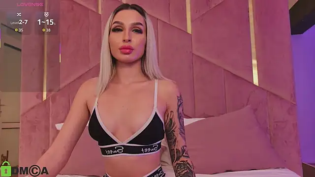 AriannaLure online show from October 2025 06:19:02 PM