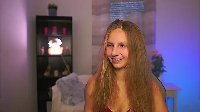 emmie murray online show from December 2025 02:02:02 PM