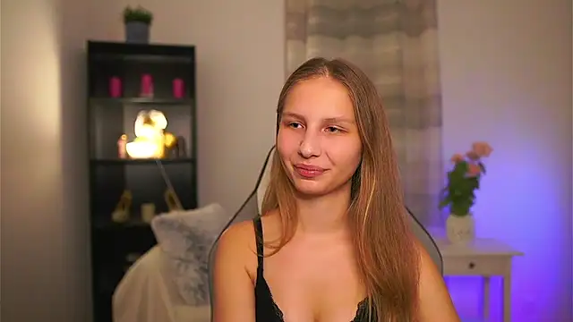 emmie murray online show from March 2026 07:32:02 PM