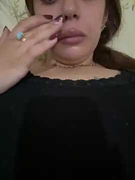 Snapshot of Laila-sexi chatting on October 2025 11:03:02 PM Laila-sexi online show from October 2025 11:03:02 PM