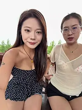 Snapshot of redrose520 chatting on June 2026 07:55:01 AM redrose520 online show from June 2026 07:55:01 AM