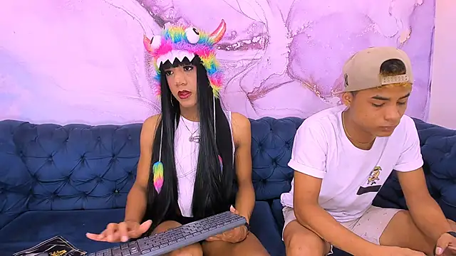 Snapshot of Bi_Loverss chatting on October 2025 10:34:02 AM Bi Loverss online show from October 2025 10:34:02 AM