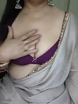 Snapshot of Sakshi-11 chatting on May 2026 11:35:02 PM Sakshi-11 online show from May 2026 11:35:02 PM