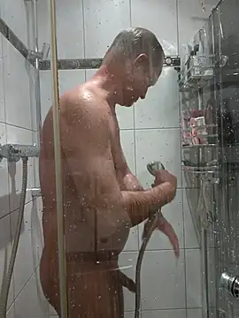 Snapshot of TommyTom76 chatting on October 2025 06:29:01 PM TommyTom76 online show from October 2025 06:29:01 PM