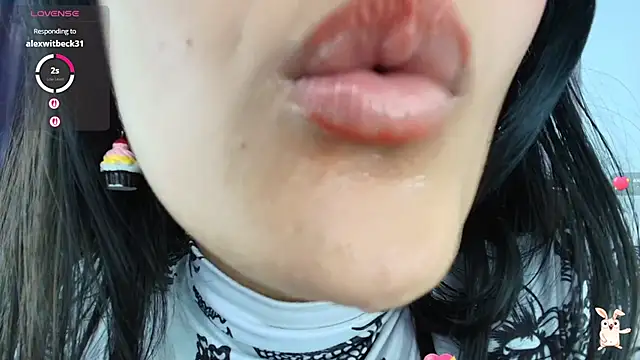 Hinata 21  online show from December 2025 09:02:01 PM