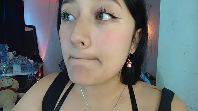 Hinata 21  online show from April 2026 09:04:02 PM