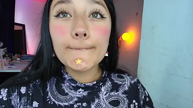 Hinata 21  online show from April 2026 09:07:02 PM