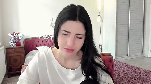 Malibu J online show from December 2025 07:13:02 AM