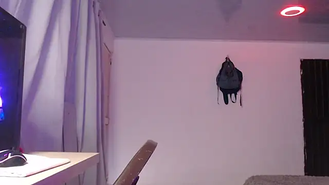 Snapshot of LittleCheerry69 chatting on October 2025 07:48:02 PM LittleCheerry69 online show from October 2025 07:48:02 PM