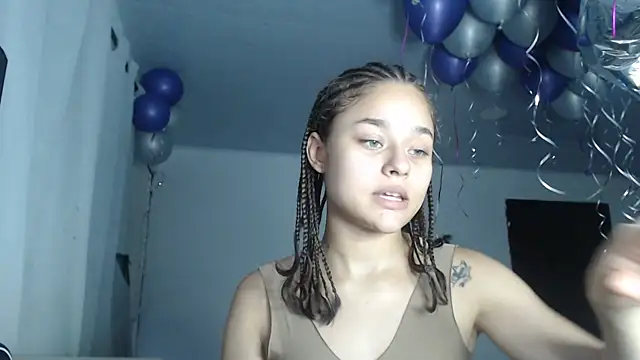 Snapshot of LittleCheerry69 chatting on November 2025 03:35:01 PM LittleCheerry69 online show from November 2025 03:35:01 PM