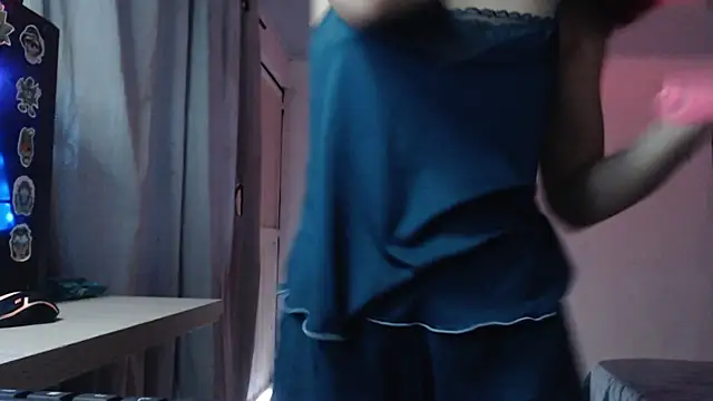 Snapshot of LittleCheerry69 chatting on December 2025 07:29:02 PM LittleCheerry69 online show from December 2025 07:29:02 PM