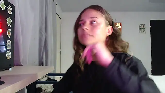 Snapshot of LittleCheerry69 chatting on February 2026 07:43:01 PM LittleCheerry69 online show from February 2026 07:43:01 PM