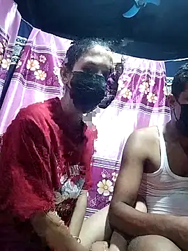 Snapshot of Mariya-3 chatting on November 2025 07:01:02 PM Mariya-3 online show from November 2025 07:01:02 PM