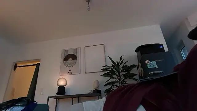 Snapshot of Passion-Frucht chatting on November 2025 04:07:01 PM Passion-Frucht online show from November 2025 04:07:01 PM