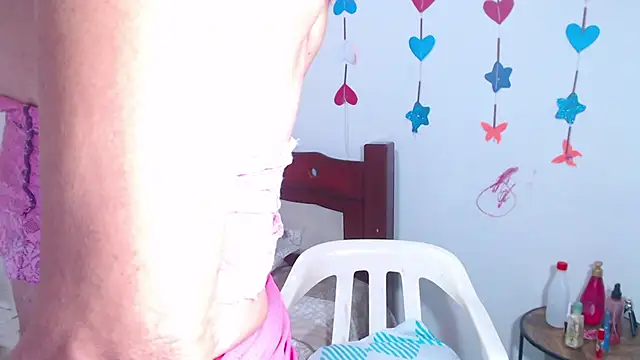 Snapshot of lorenacapelli chatting on May 2026 11:28:01 AM lorenacapelli online show from May 2026 11:28:01 AM