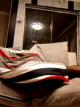 Snapshot of EscortedBankrupt chatting on December 2025 01:34:01 AM EscortedBankrupt online show from December 2025 01:34:01 AM